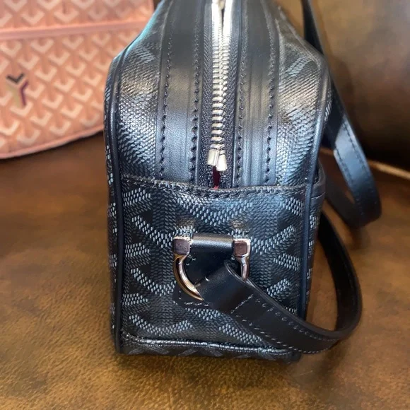 RARE GOYARD CAP VERT JET BLACK LIMITED EDITION WITH RED INTERIOR - Picture 17 of 17